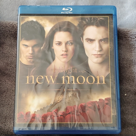 TWILIGHT BUNDLE - Picture 3 of 5